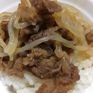 牛肉としらたきの和風丼